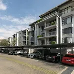 Business Traveler Luxroom 20Mb Wifi 2Km 2 Gautrain