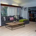 Impeccable 3-Bed House In Joburg 6Km Nr Sandton