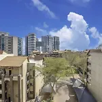 1 Bedroom, 2 Bathroom Apartment In The Heart Of Sandton
