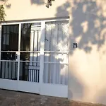 Bryanston Elgin - Cottage 1