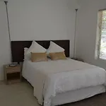 Bryanston Elgin - Cottage 4