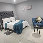 Royal Mansion Lodge