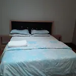 Slumberlake Guest House, Auckland Park
