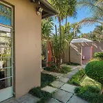 Saffron Guest House