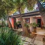 Saffron Guest House