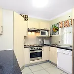 Corner House Large 1 Bedroom Apartment