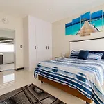 Eye Of Africa Luxury Golf Suite