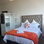521 Cityview Poised Paleis