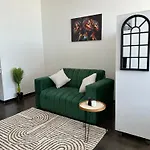 521 Cityview Poised Paleis