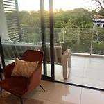Load-Shedding Free Trendy 2-Bed 2-Bath Apartment