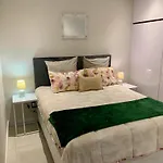 Oam The Paramount Rosebank Luxury One-Bedroom