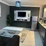 163 On Bez Unit 20