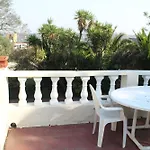 Deluxe 4 Bedroom Greek Apartment