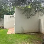 4Th Road Apartment