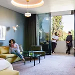 Home Suite Hotels Rosebank