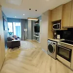 Modern 1Br Apt Near Sandton City No Loadshedding