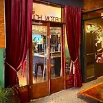 Bannister Hotel
