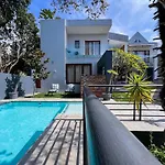 Amoris Guesthouse - In Randburg
