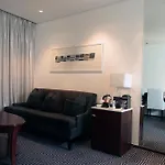 Davinci Hotel On Nelson Mandela Square