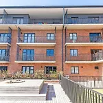 Hyde Park House Apartments