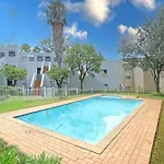 Madison Palms Apartment In Sandown