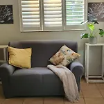 Warm And Cozy Home In Randburg