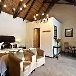 Thatchfoord Lodge