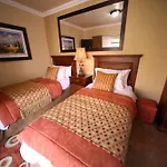 Le Cozmo Guesthouse