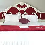 Casa Bedfordview