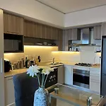 Tyrwhitt Apartment