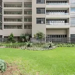 Luxury Apartment In Sandton