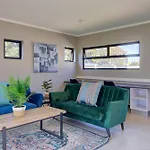 Cozy Retreat In Fourways