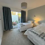 Tranquil Cottage Retreat - Malanshof Randburg