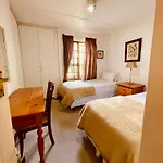 Hyde Park Apartment