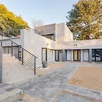 Self Checkin - Luxury Tranquil Apartment In Guesthouse
