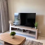 Apartment At The Tyrwhitt