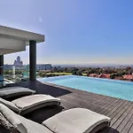 Reserved Suites Illovo