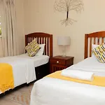 Delightful Spacious Two Bedroom Apartment