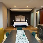 Luxury Unit