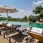 Stunning 1 Bedroom Apartment In A Hotel With Pool