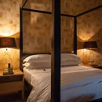 Atholplace Hotel & Villa