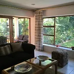 Leafy Cottage