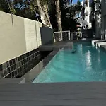 Luxury Apartment In Sandown
