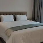 Sandton Gate Luxury 2 Bed Apartment - Johannesburg