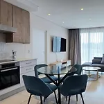 Sandton Gate Luxury 2 Bed Apartment - Johannesburg