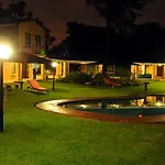 Hoyohoyo Chartwell Lodge