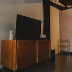 A Warm & Cozy Home In Jhb City