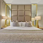 Masingita Towers Elegant Apartment Power & Water Backup