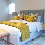 Villa In Sandton Johannesburg