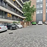 Sandton City Splendid Apartment 009 Power & Water Backup